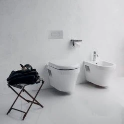 Britton Bathrooms - Fine S40 Wall Hung Bidet - 40.1970 -Toilets Shop 40.1970 D2 460